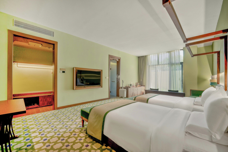 Room 5, Shigatse Summer Palace Healing Hotel, Shigatse