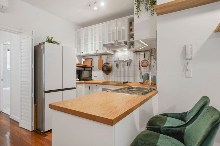 Kitchen 3, Peaceful 1-Bed Apartment Near Brisbane's Heart, Fortitude Valley