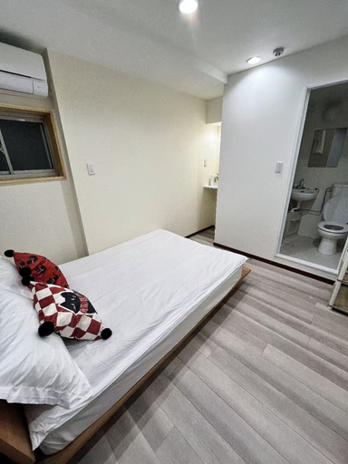 Room 4, Asakusa hanabi, Taitō