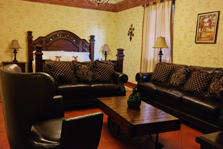 Others 4, Hotel Genessis, Antigua Guatemala