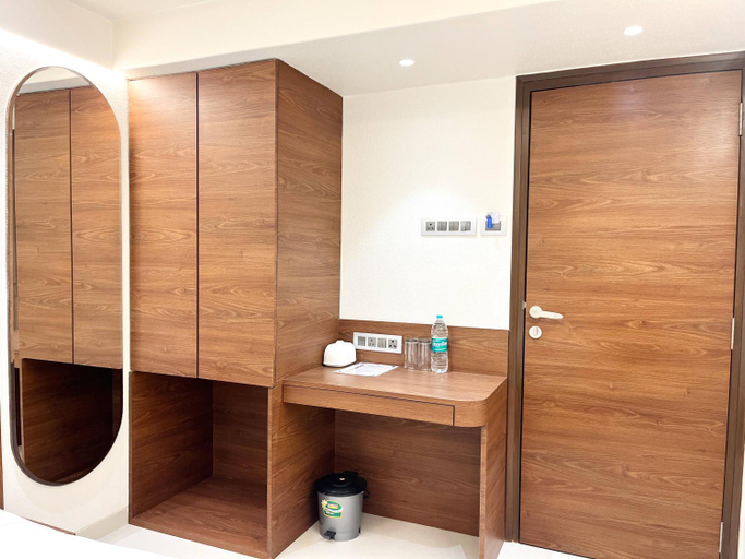 Bathroom 2, MBG BANQUET AND RESIDENCY, Thane