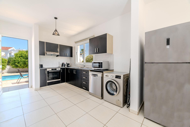 Kitchen 5, Nissini Villa #15