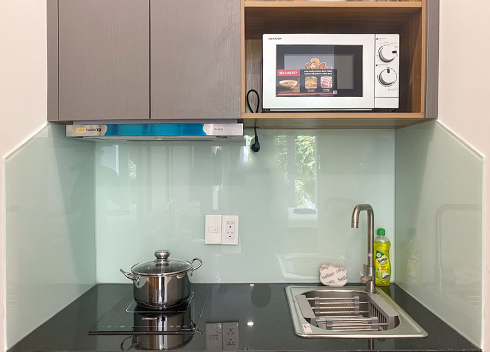 Private kitchen 2, Lynhapartment Tan Hung near RMIT, District 7