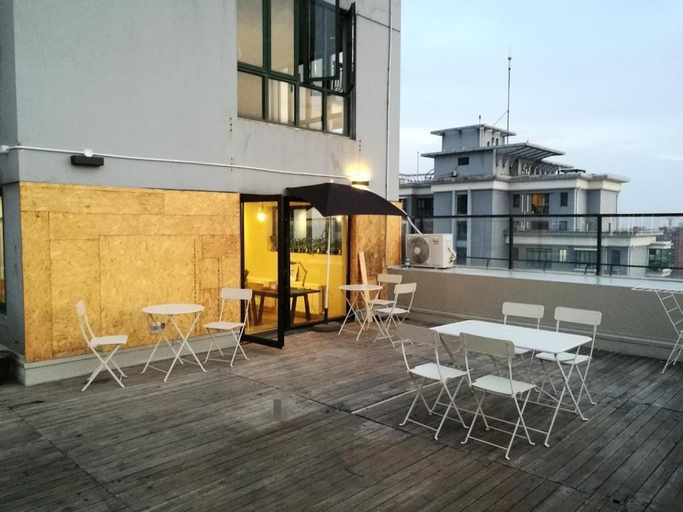 Outdoor dining 2, Ma Cherie Hostel, Shanghai