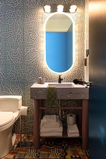 5, Hotel Hilo - Room 102, Jefferson