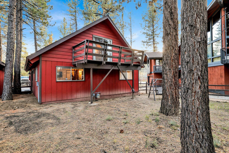 Exterior 5, 2594-willow Bear Lodge, San Bernardino