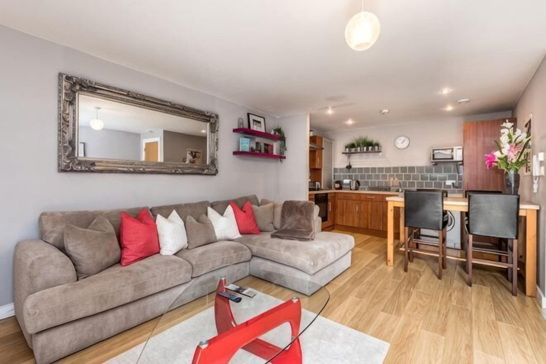 Others 5, Host & Stay York Place Apartment, Sefton