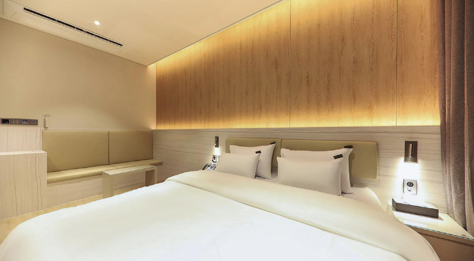 Bedroom 4, Gwangju Sangmu Luxury Hotel, Gwangsan