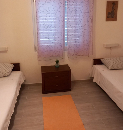 Room 5, House Garma, Blato