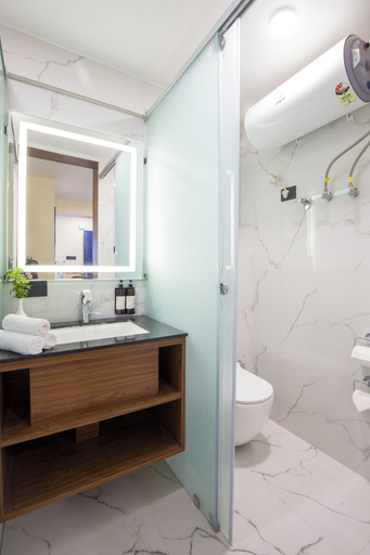 Bathroom 2, Alaya Stays 1BHK Baljees Melville Utopia, Shimla