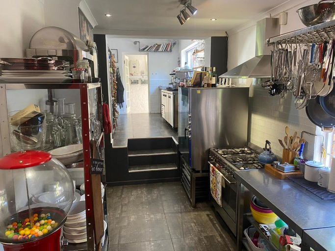 Kitchen 4, Our House, Your Home, City of Cape Town