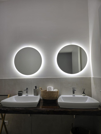 Bathroom 3, White Rock House, Syracuse