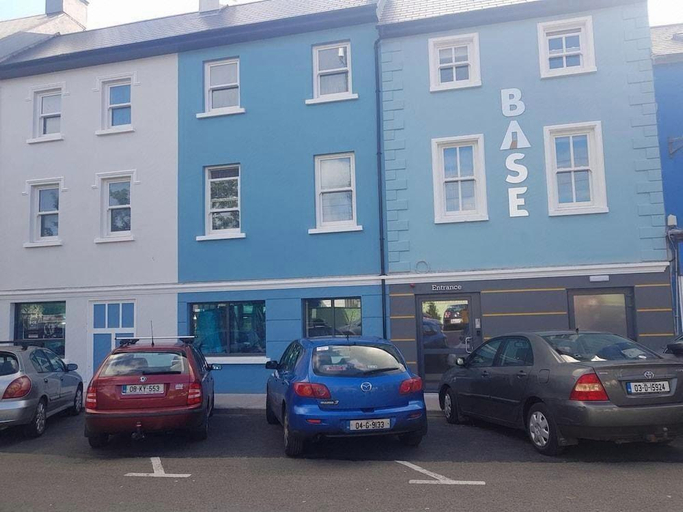 Others 5, Base Dingle