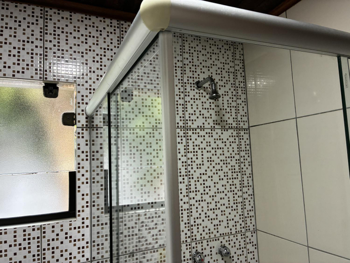 Bathroom 3, Alta Colina Chales, Nova Friburgo
