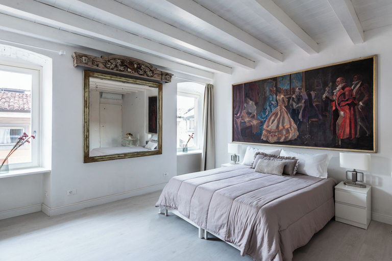Room 2, Central Budget Rooms, Bergamo