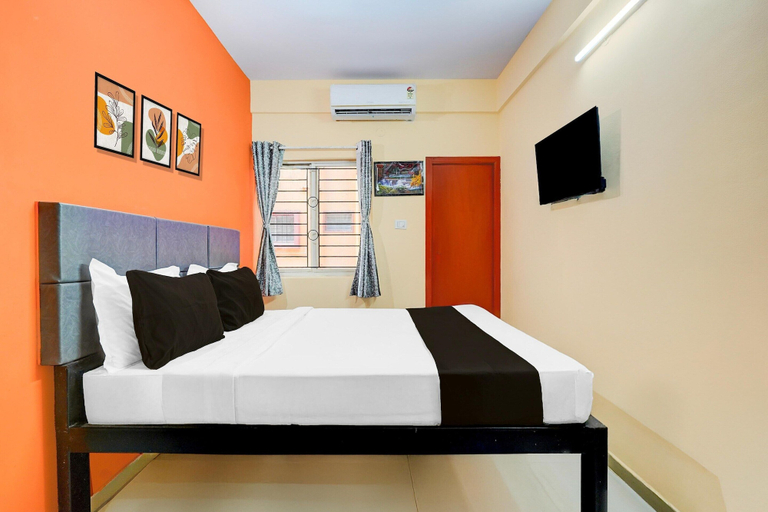 Room 2, Classic With Balcony LR Residency, Bangalore