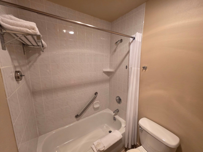 Bathroom 3, Seagrass Oceanfront Inn, Lincoln