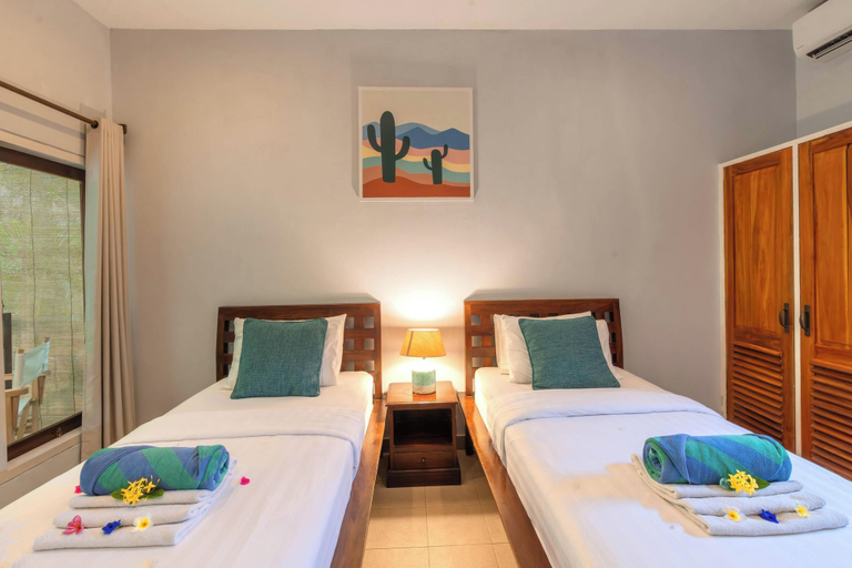 Bedroom 3, Bale Sampan Bungalows, Lombok