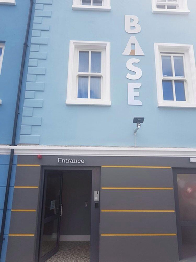 Exterior & Views 5, Base Dingle