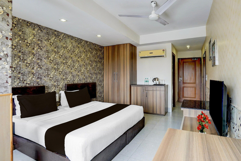 Room 2, Deluxe Twin Room Gold Stone Comfort, Dehradun