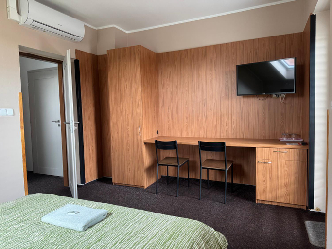 Bedroom, Restaurace&penzion BAVORSKY DVUR, Pardubice