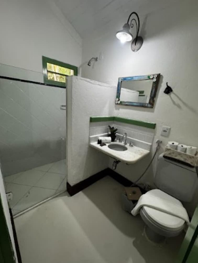Bathroom 4, Pousada Bromelias Bem-Estar, Parati