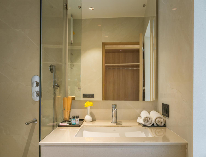 Bathroom 4, Tripli Hotels M & Resort, Kangra