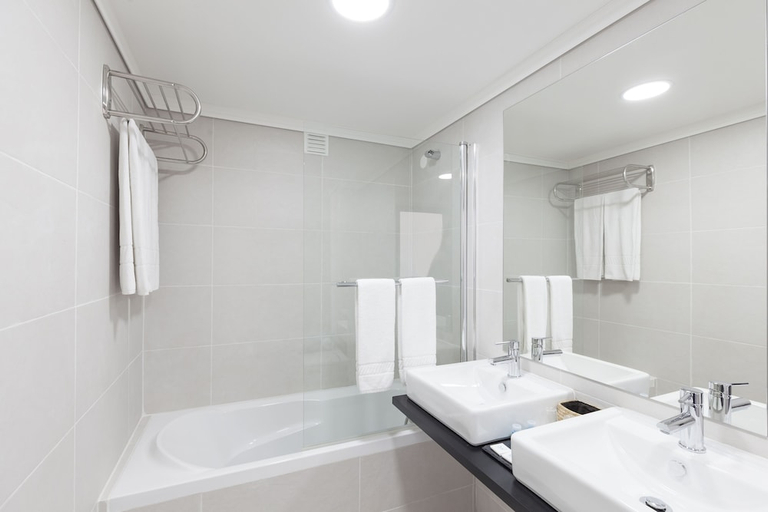 Bathroom 4, Aqua Hotel Ovar, Ovar