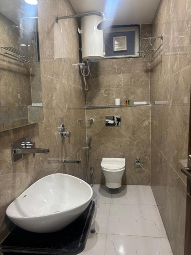 Bathroom 5, Hotel Kuber International IGI Airport, Delhi
