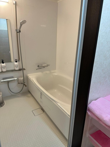 Bathroom 2, コンドミニアム 雪春--オフシーズン平日限定1泊無料 旭山動物園10分 美瑛 富良野観光の拠点 最大20名の大型貸切ステイ, Asahikawa