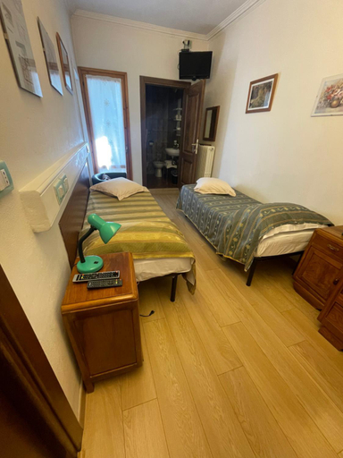 Bedroom 4, Hotel del Corso, Modena