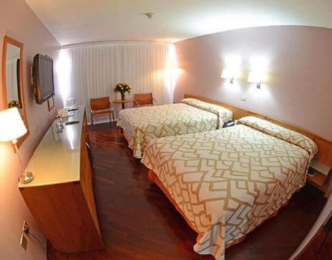 Bedroom 2, Paseo Las Mercedes, Libertador