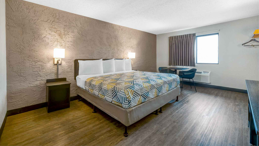 Bedroom 3, Motel 6 Elk Grove Village, Il - O'Hare, Cook