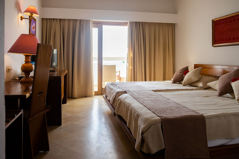 Bedroom 3, The Orangers Beach Resort and Bungalows, Hammamet