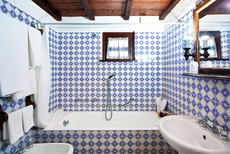 Bathroom 5, Hotel Colonna San Marco, Olbia-Tempio
