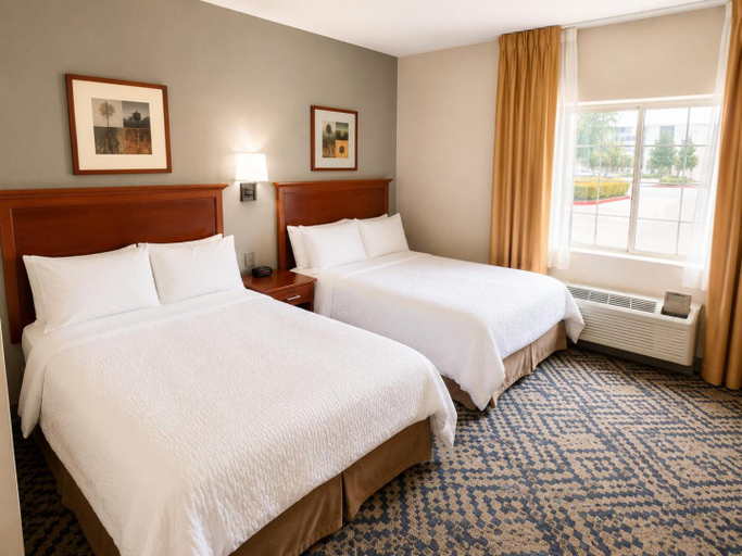Bedroom 3, Candlewood Suites Beltway 8/Westheimer By IHG, Houston