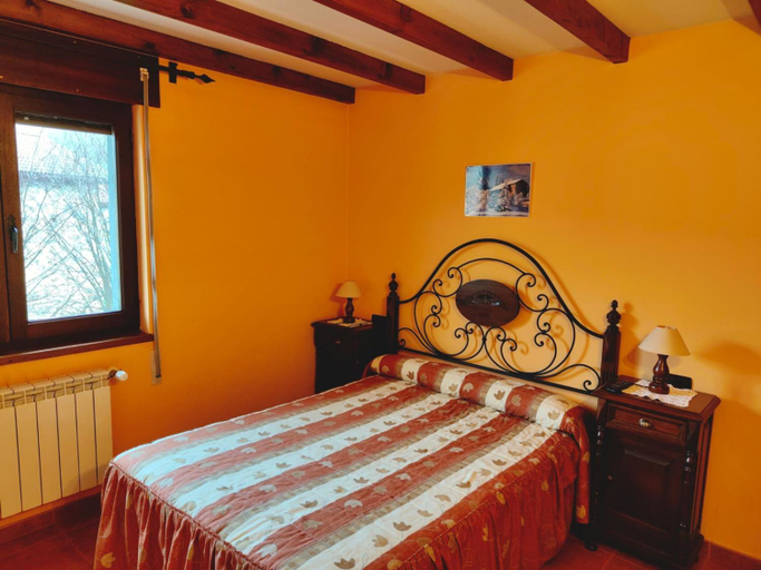 Bedroom 5, Sol del Mediodia, León