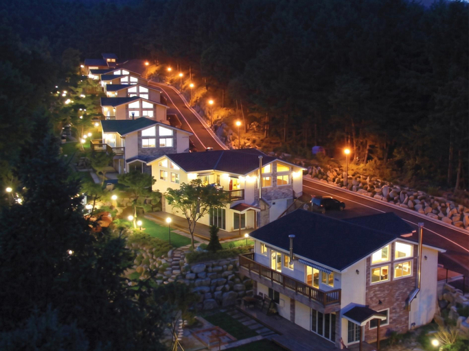 Exterior & Views, Hue 700 Pension, Pyeongchang