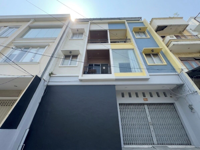 Exterior detail, Kamar Pluit Karang, North Jakarta