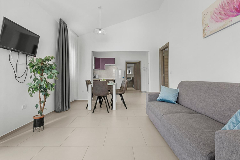 5, LotusPoolApart, Premantura