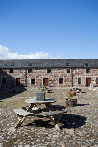 5, Simmental Cottage Daviot, Highland