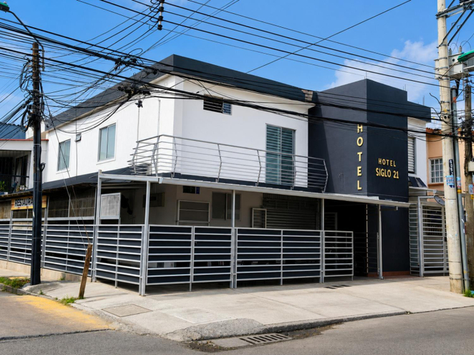 Others 3, Hotel Siglo 21, Santiago de Cali