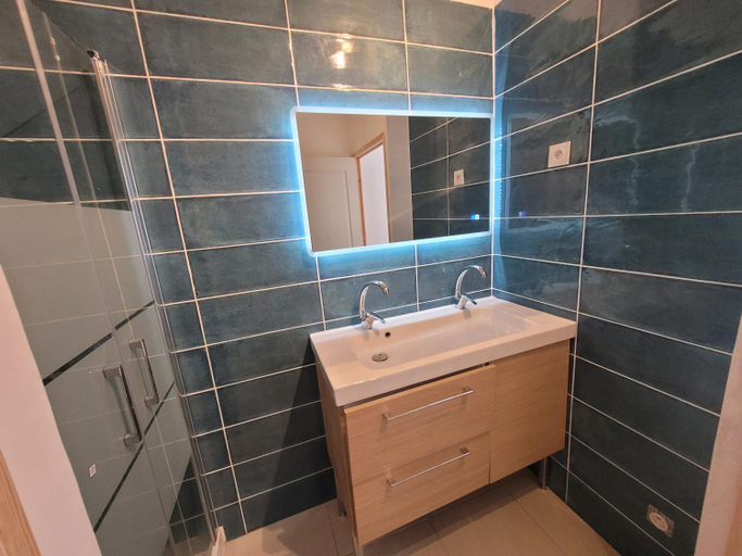 Bathroom, Villas pres de la plage, Var