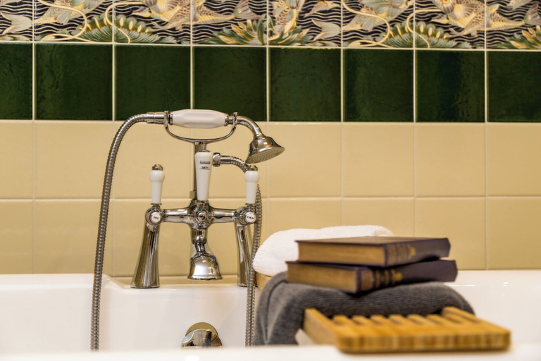 Bathroom 5, Orestone Manor, Torbay