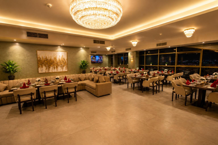 Food & Drinks 5, Al Manzil Hotel, Manama