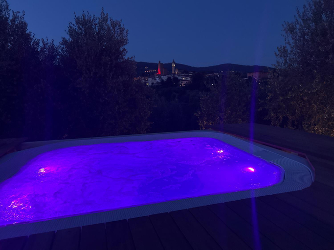 Sport & Beauty 2, Alloggio incantevole con piscina, Florence