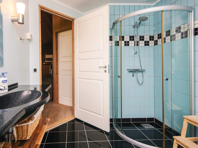 Bathroom 4, 4 star holiday home in Glesborg, Norddjurs