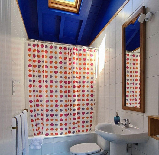 Bathroom 3, Meia Eira Quinta, Horta