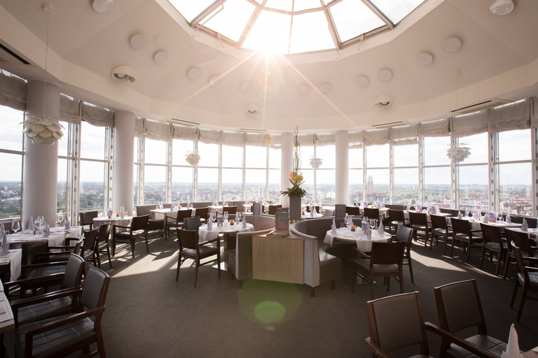 Food & Drinks 5, Garner Berlin - Spandau By IHG, Berlin