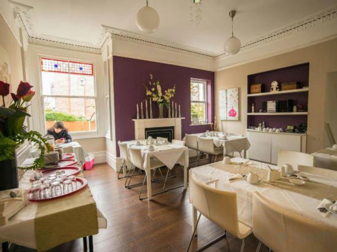Food & Drinks 4, Wimbledon Boutique Hotel, London